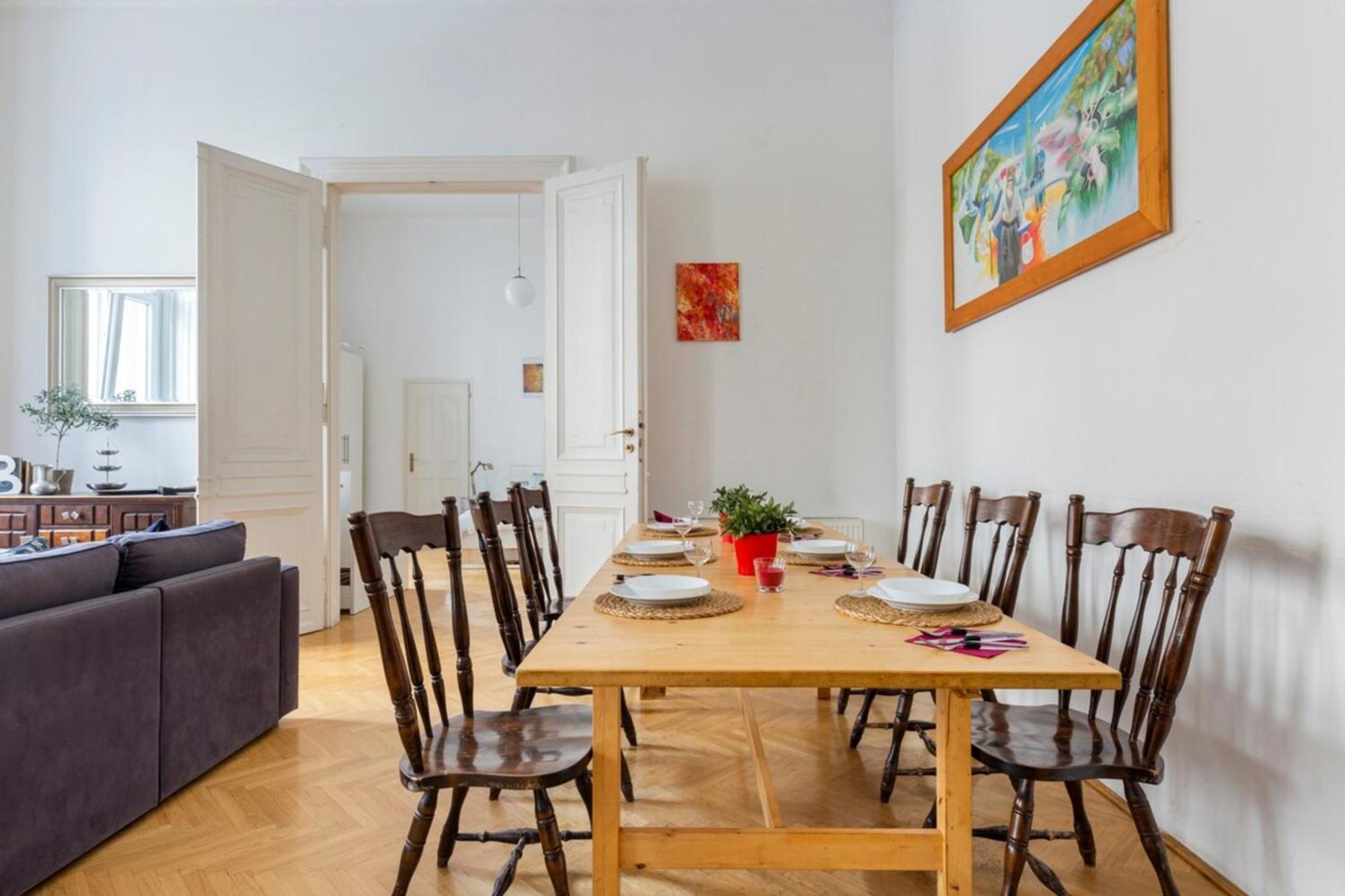 Bourgeois Elegance In The Heart Of Budapest Exterior photo